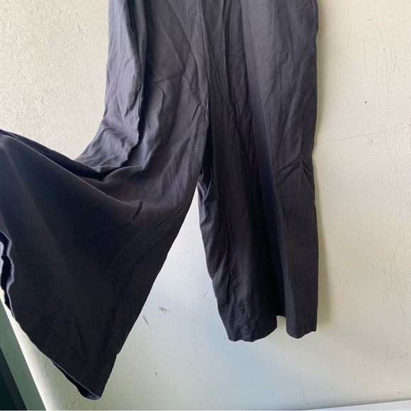 Cute Uniqlo jumpsuit - Picture 10 of 10